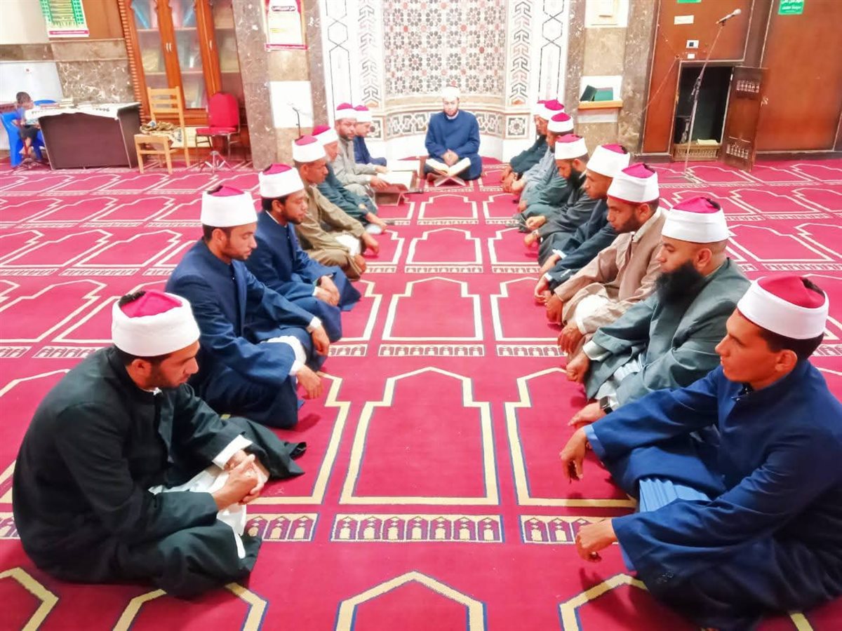 استمرار مقارئ الأئمة بأوقاف الفيوم لخلق بيئة تعليمية متكاملة لكافة الأعمار