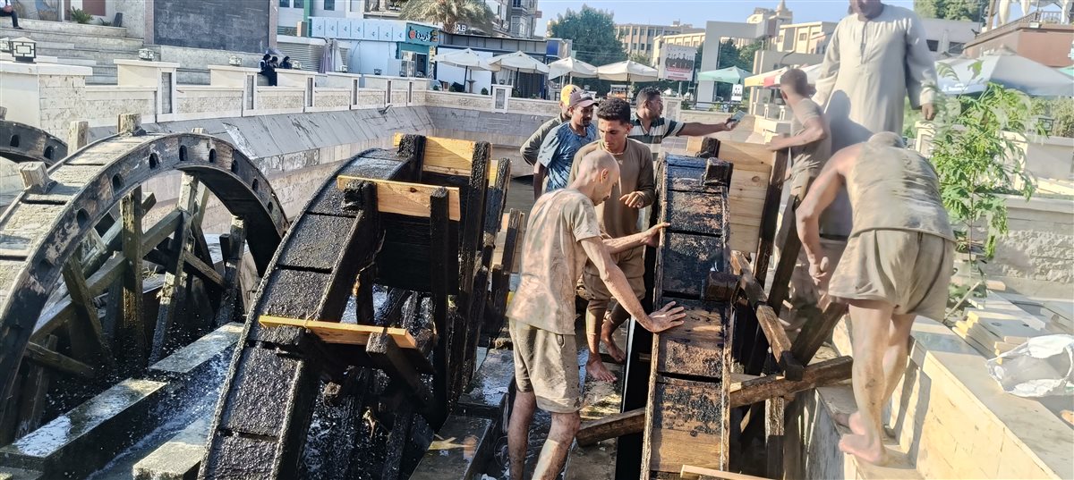 عادة للحياة بعد توقفها.. سواقى الفيوم شلالات طبيعية من المياه تظل مزارًا سياحيًا للمحافظة