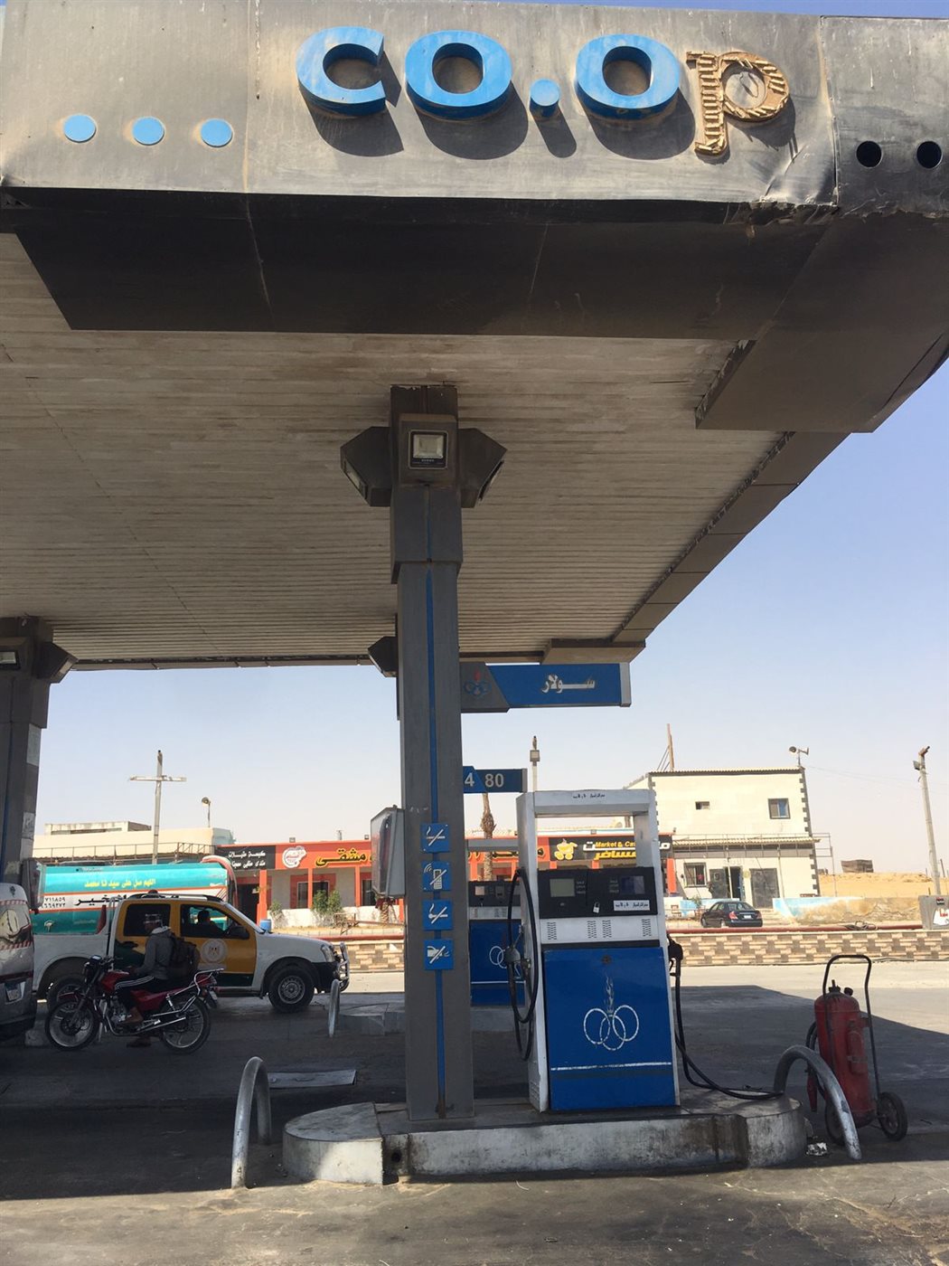 جولة رقابية مفاجئة على محطات تعبئة الغاز بالفيوم لضمان وصول الخدمة للمواطنين