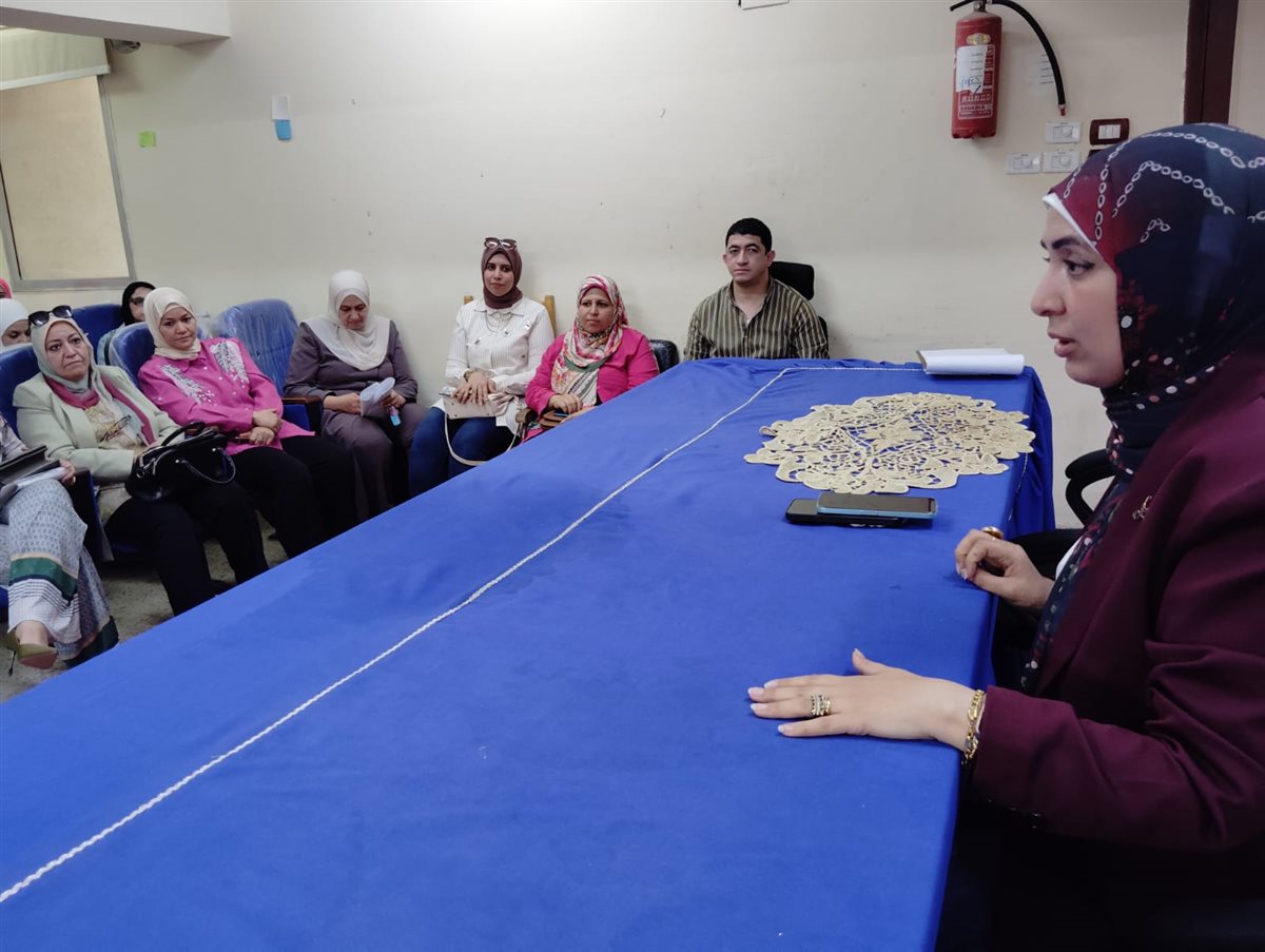 وكيل وزارة الصحة بالفيوم يجتمع مع مديرى الإدارات الصحية والفنية والمستشفيات