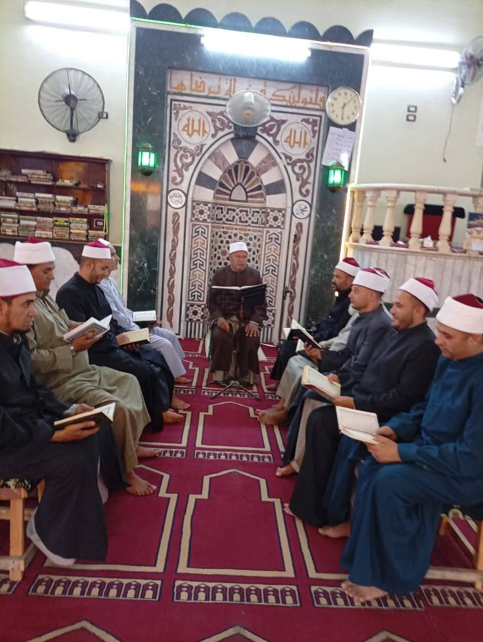 مقارئ الأئمة تزين مساجد الفيوم في شهر ميلاد الحبيب