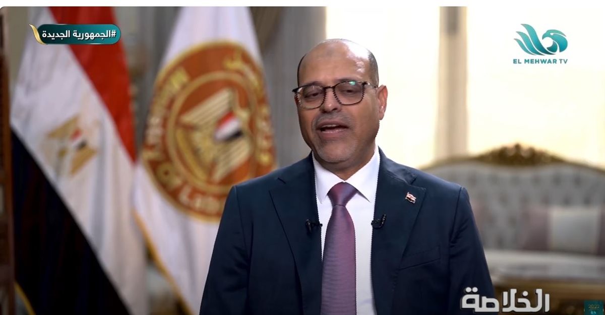 <strong>الدكتور محمد جبران - وزير العمل </strong>