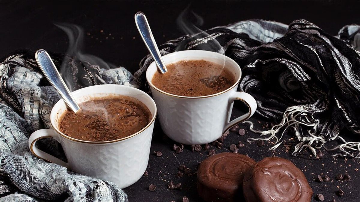 الشوكولاتة الساخنة