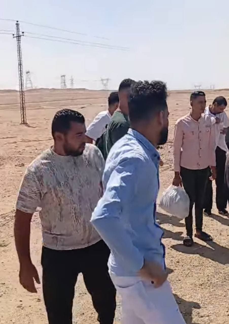 فيديو متداول يثير الرعب.. هل أصيب سائق في الطريق من الفيوم إلى القاهرة بغيبوبة أم إغماء