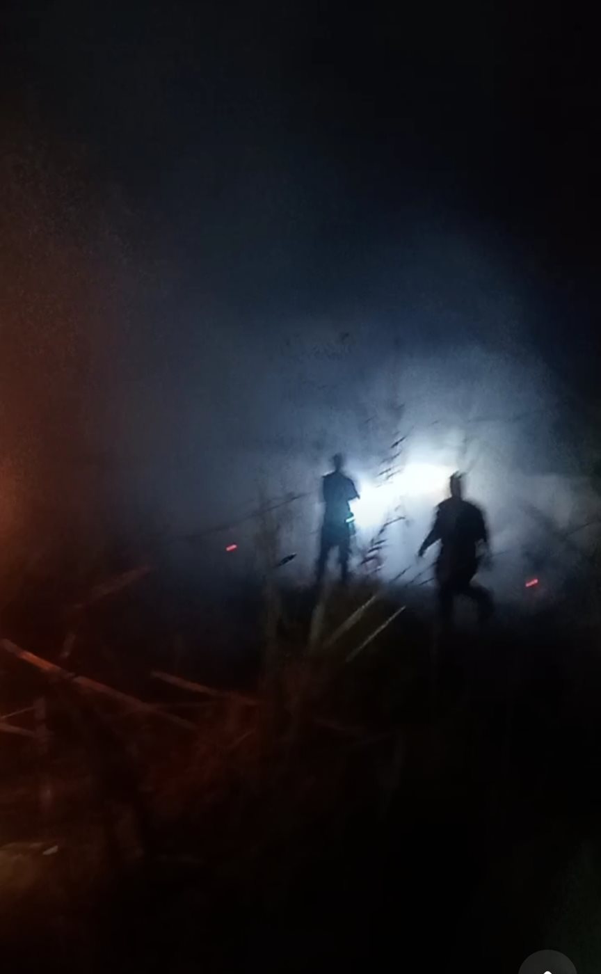 السيطرة على حريق محدود في هيش مبنى الري والوحدة المحلية القديمة بقرية اباظه بالفيوم