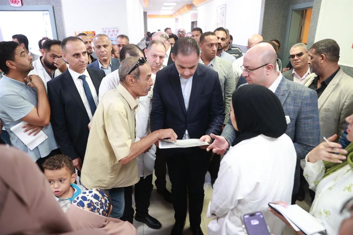 نائب وزير الصحة يتفقد المنشآت الصحية ببني سويف لتعزيز جودة الخدمات
