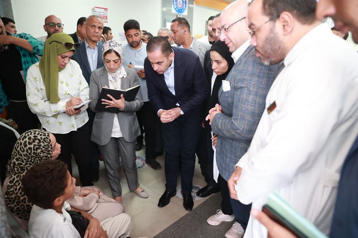 نائب وزير الصحة يتفقد المنشآت الصحية ببني سويف لتعزيز جودة الخدمات