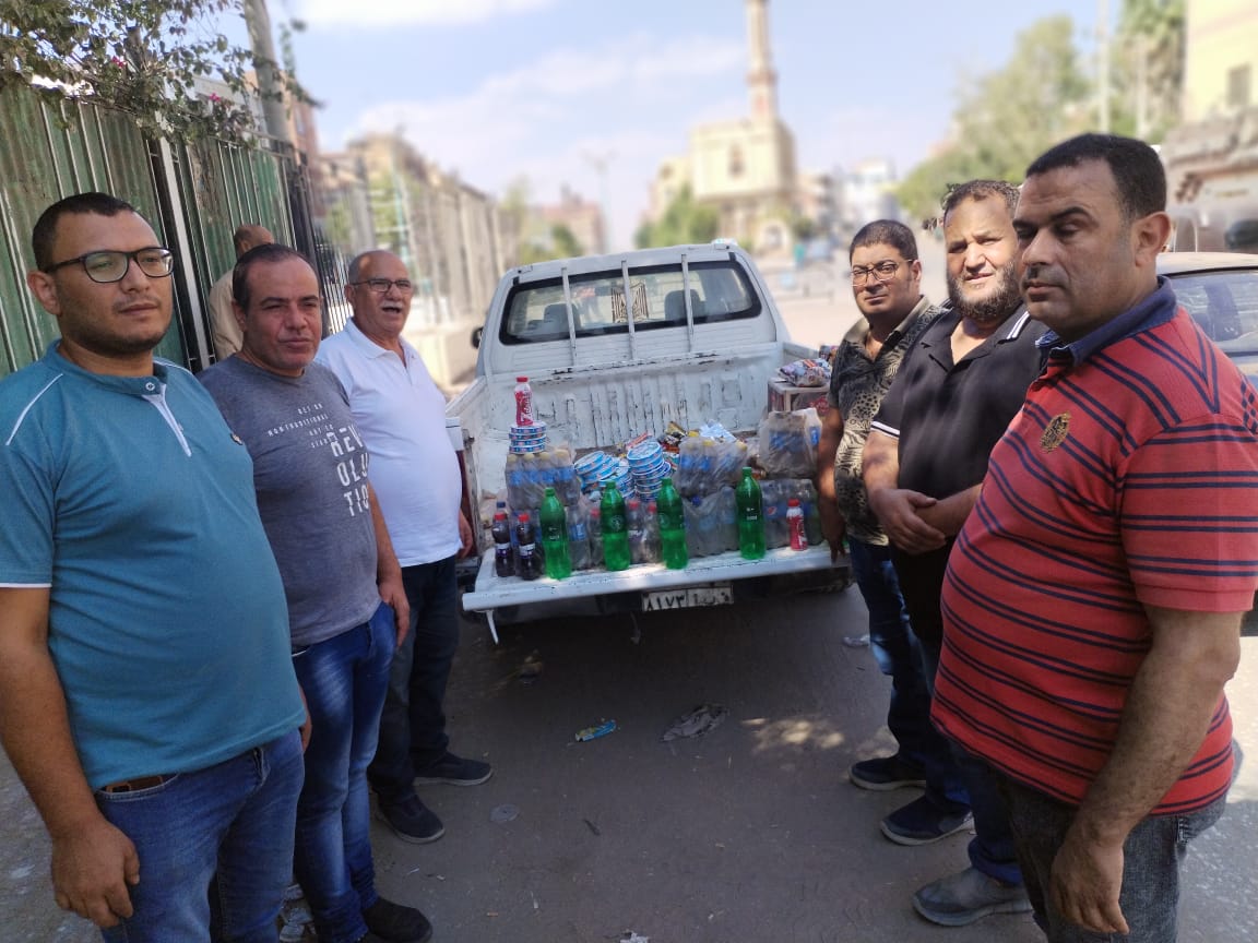 ضبط سلع غذائية مختلفة الأصناف منتهية الصلاحية وسجائر مجهولة المصدر بالفيوم <br>