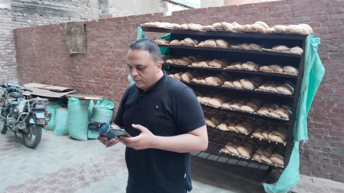ضبط سلع غذائية مختلفة الأصناف منتهية الصلاحية وسجائر مجهولة المصدر بالفيوم <br>