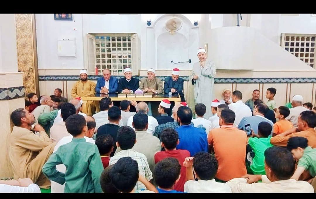 أوقاف الفيوم تواصل احتفالاتها بذكرى ميلاد سيدنا رسول الله ﷺ وتكريم حفظة القرآن
