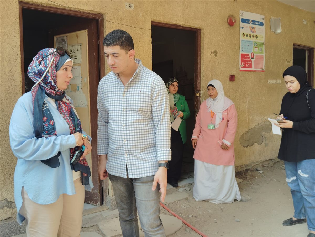 جولة مفاجئة لوكيل الصحة بالفيوم على بعض وحدات الرعاية الأولية بمركز الفيوم