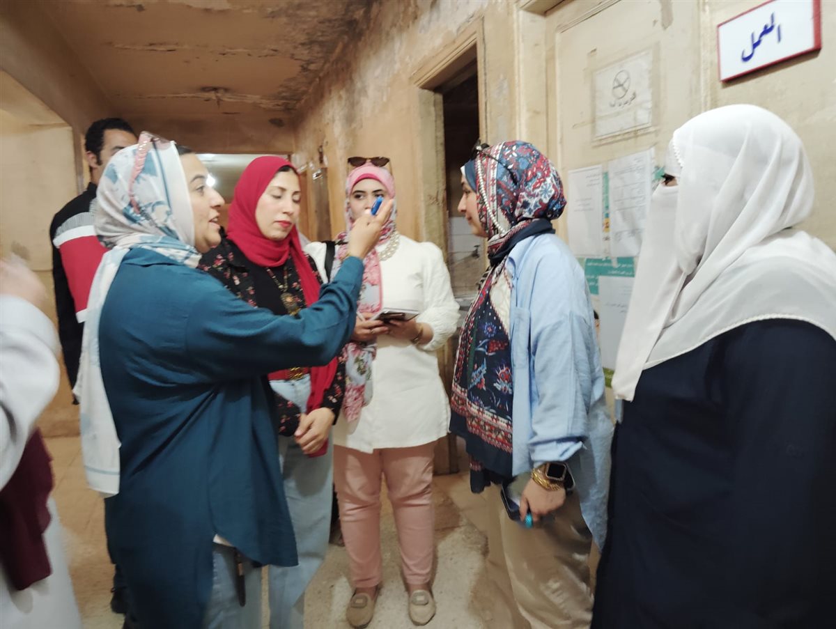 جولة مفاجئة لوكيل الصحة بالفيوم على بعض وحدات الرعاية الأولية بمركز الفيوم