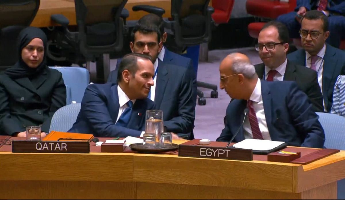 مندوبو مصر وقطر
