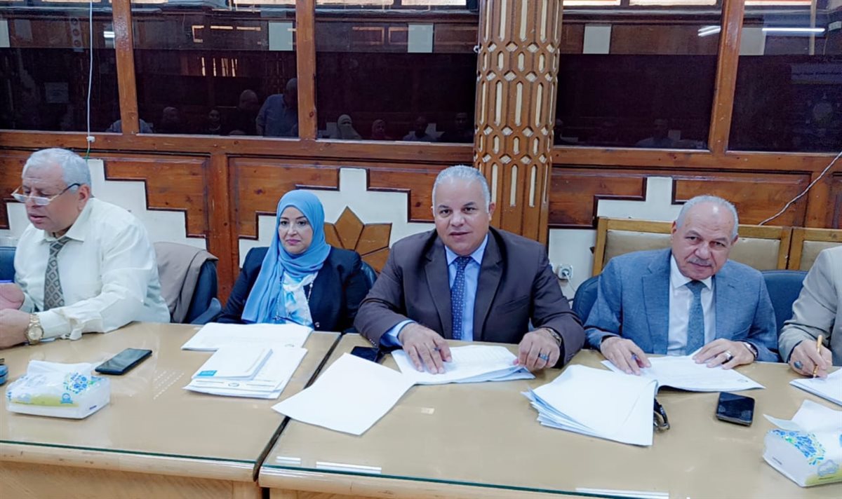  قبيصي يفتتح معرض مركز تنمية القدرات الصحفية والكاريكاتير الصحفي على مستوى الجمهورية