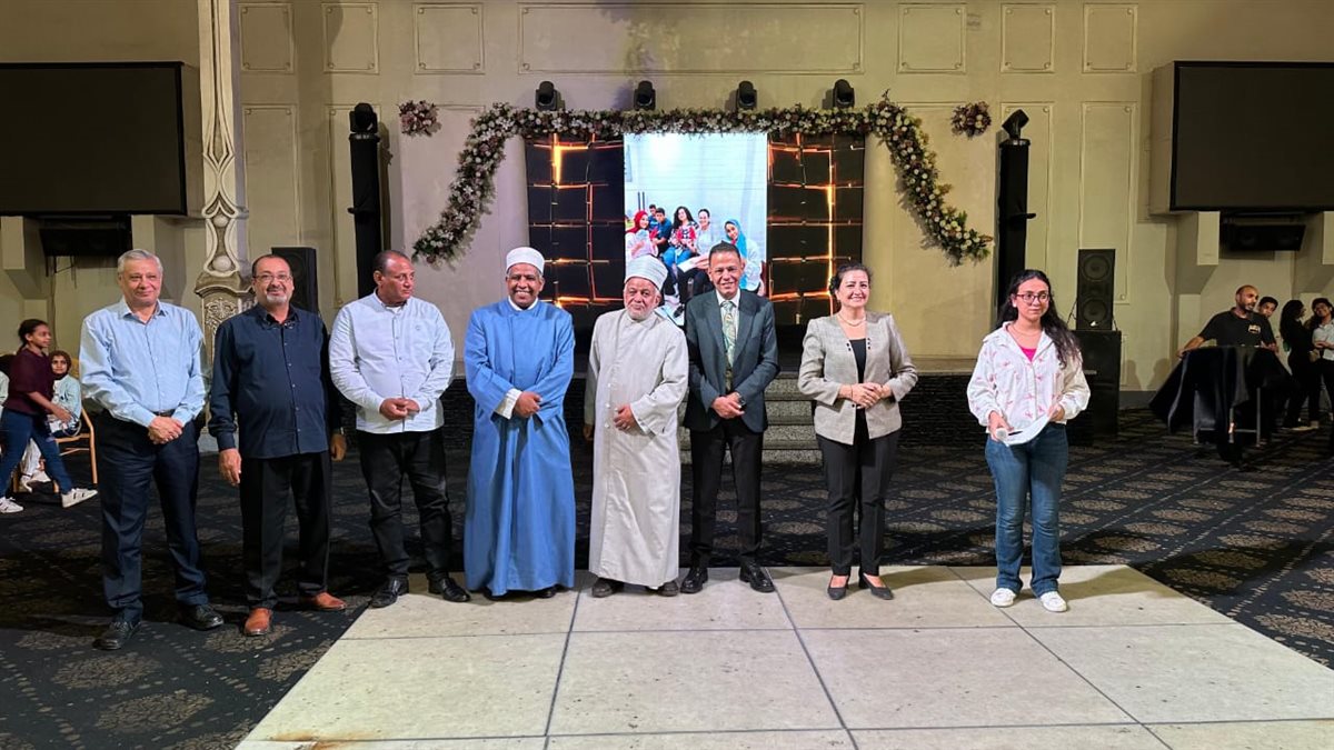مشروع ابنتي الغالية يدعم الفتيات ويوزع حقائب مدرسية بقنا