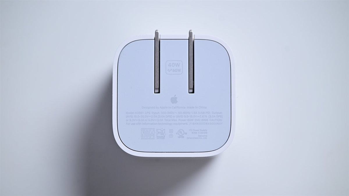 مواصفات Apple 40W Dynamic 