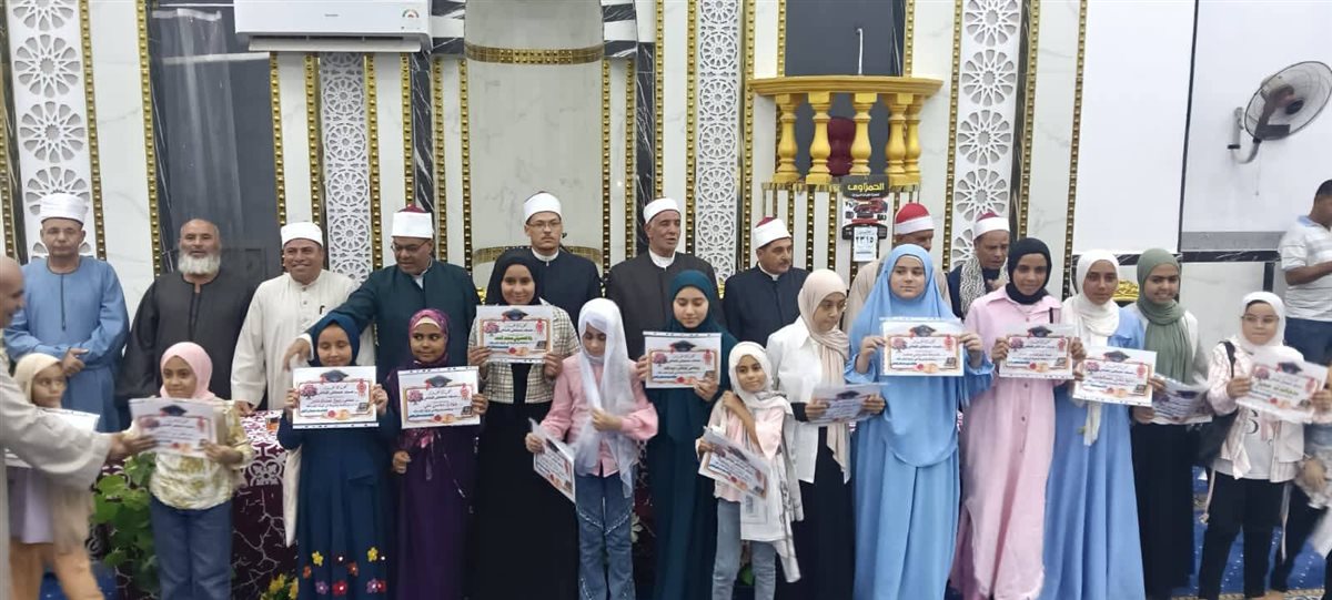 مدير مديرية أوقاف الفيوم يشهد احتفالًا مهيبًا لتكريم حفظة القرآن الكريم بمسجد مصطفى اللحامي
