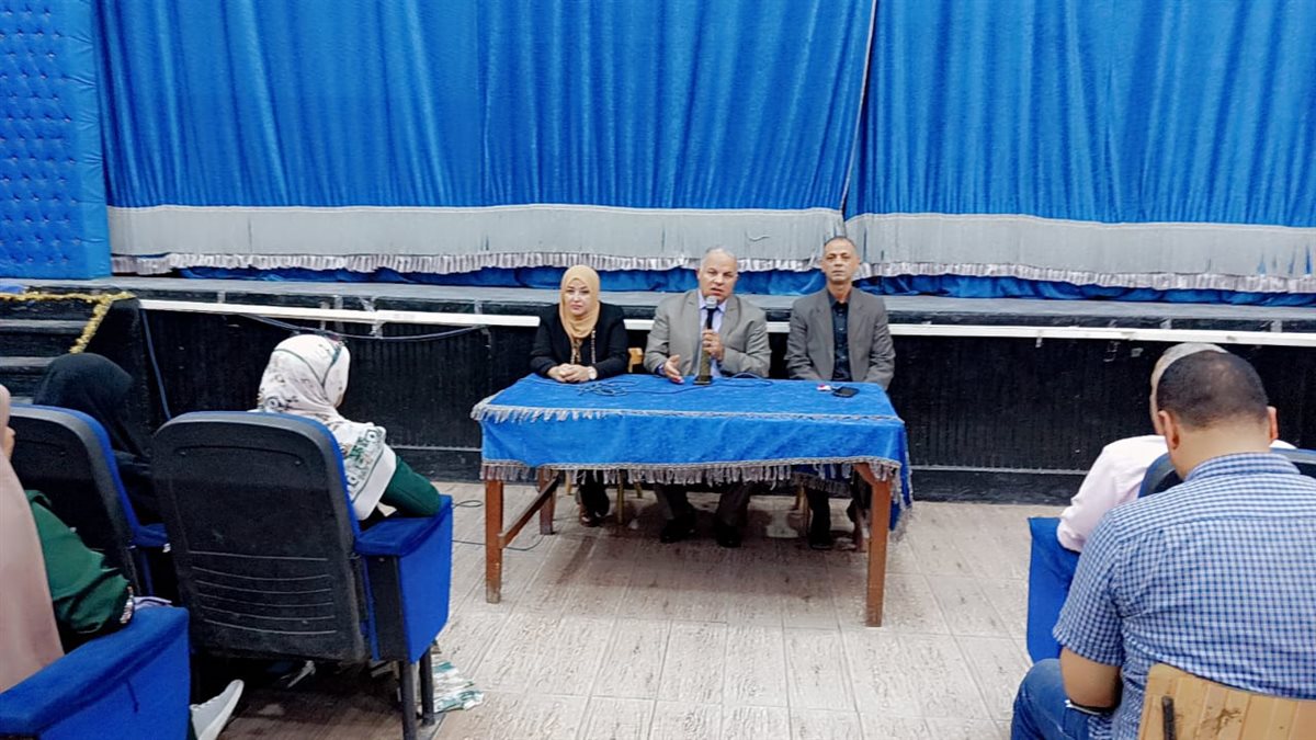 تعليم الفيوم يكرم 74 طالب موهوب فائز فى مسابقة الصوت الذهبي على مستوى المحافظة