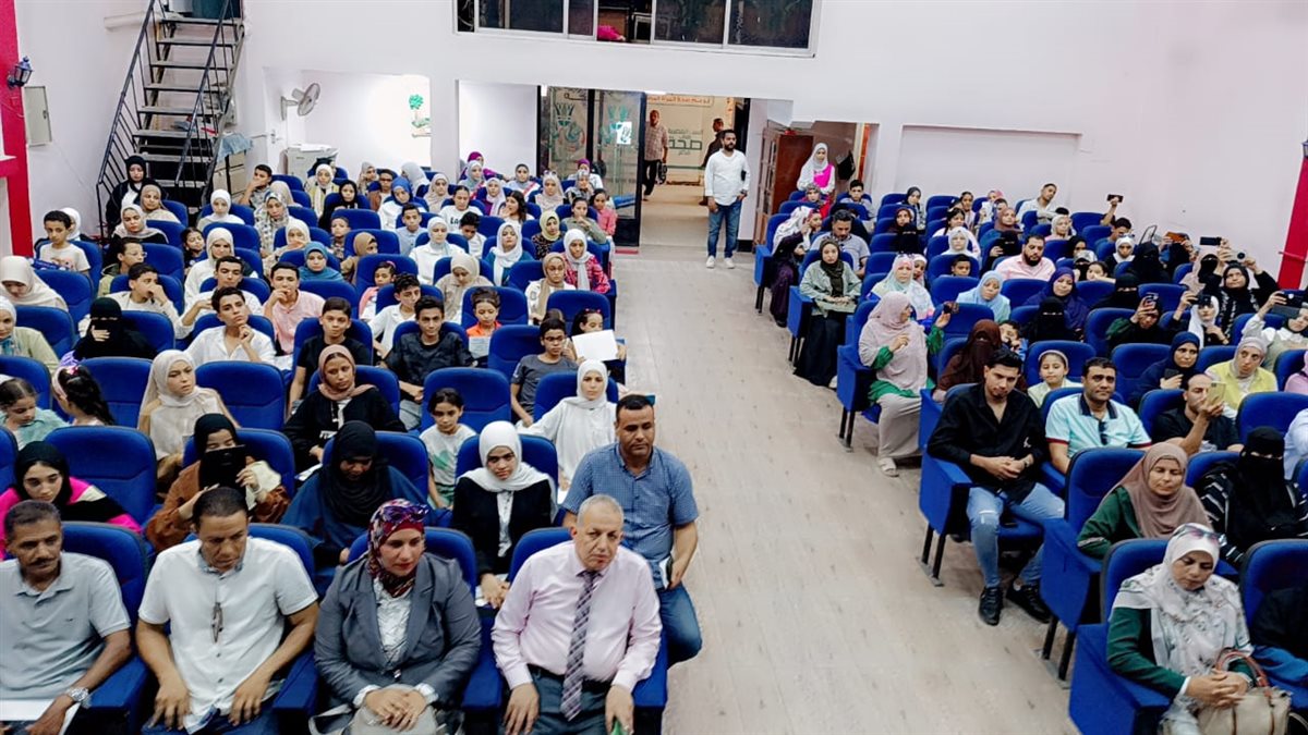 تعليم الفيوم يكرم 74 طالب موهوب فائز فى مسابقة الصوت الذهبي على مستوى المحافظة