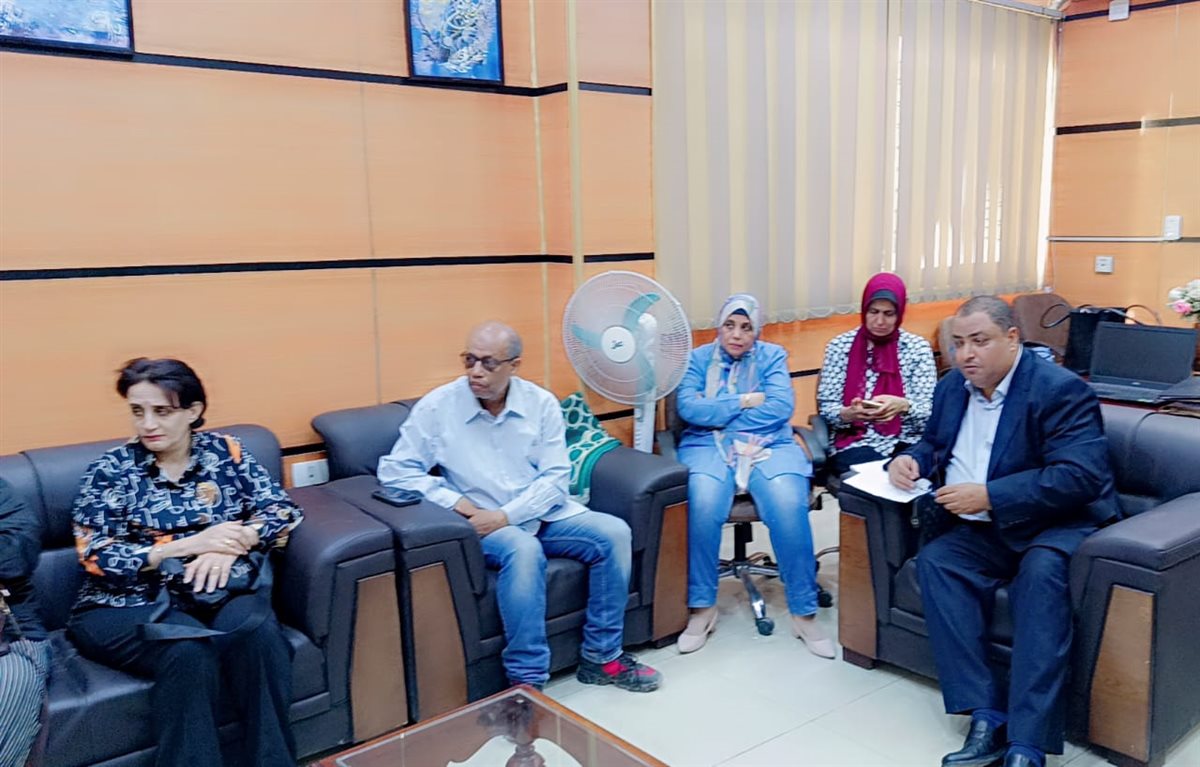  إجتماع مع مديري المدارس الثانوية العامة بغرب وشرق الفيوم استعدادًا للعام الدراسي الجديد 2026