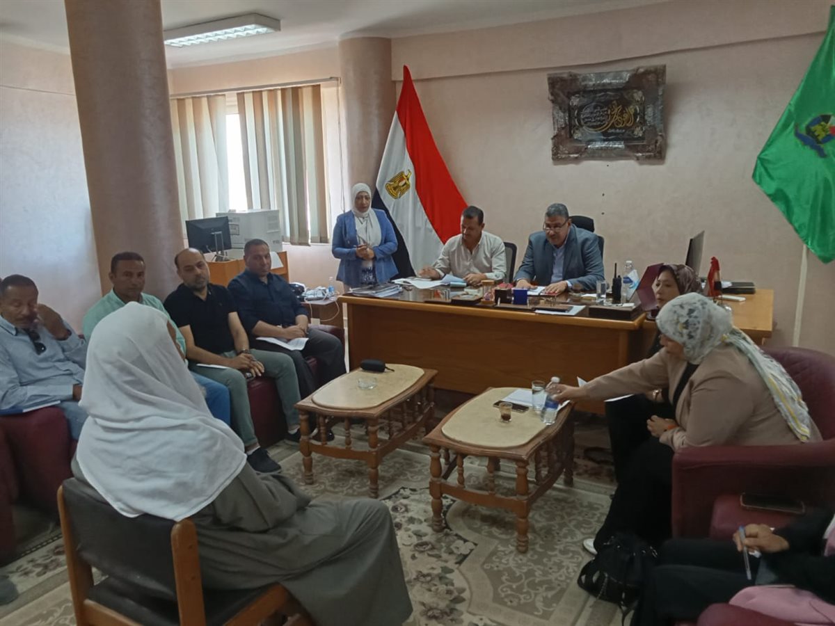 القيادات التنفيذية بالفيوم تعقد لقاءات لخدمة المواطنين بجميع مراكز المحافظة