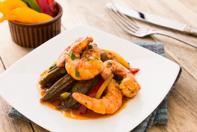 طاجن بامية بالجمبري