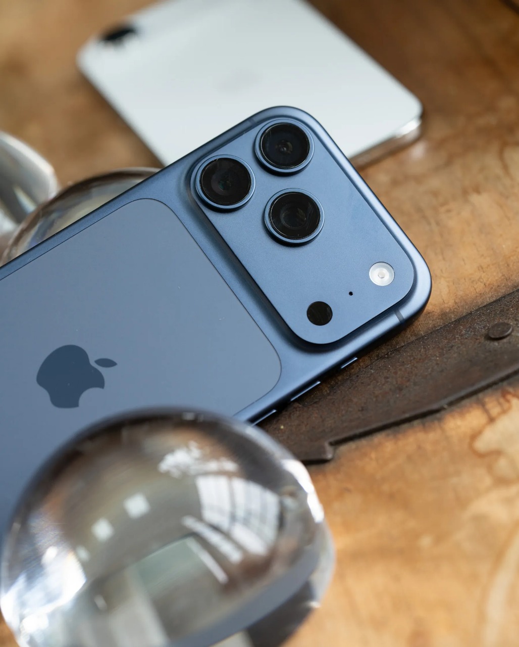 بطارية iPhone 17 Pro 