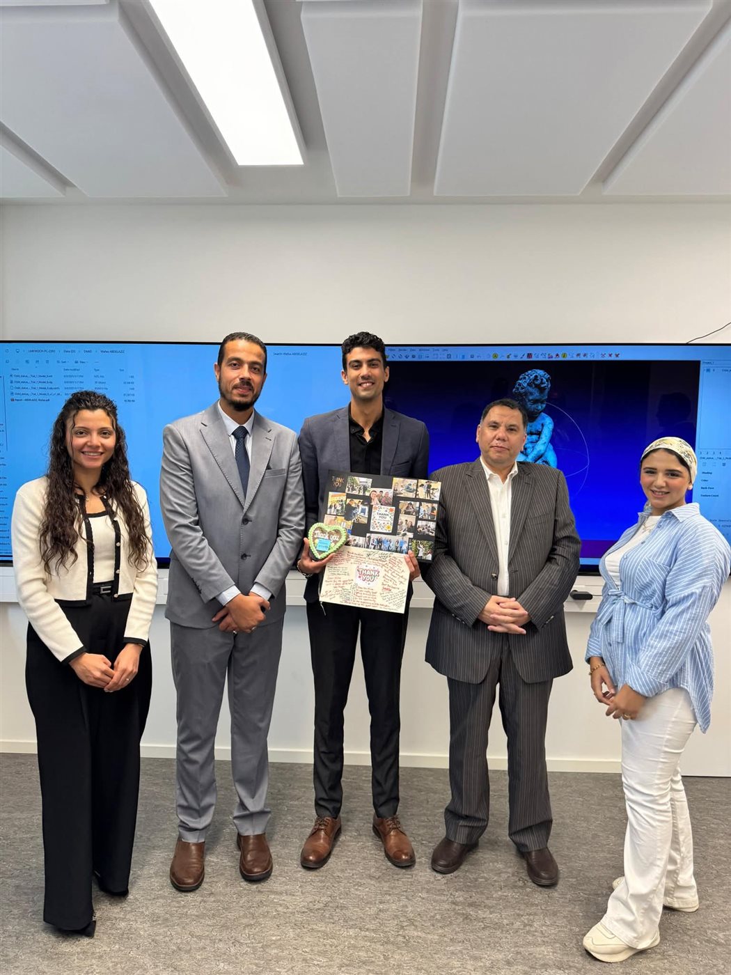 عميد السياحة والفنادق بالفيوم والفريق المصاحب له يختتمون برنامج التدريب بجامعة ميونخ المانيا