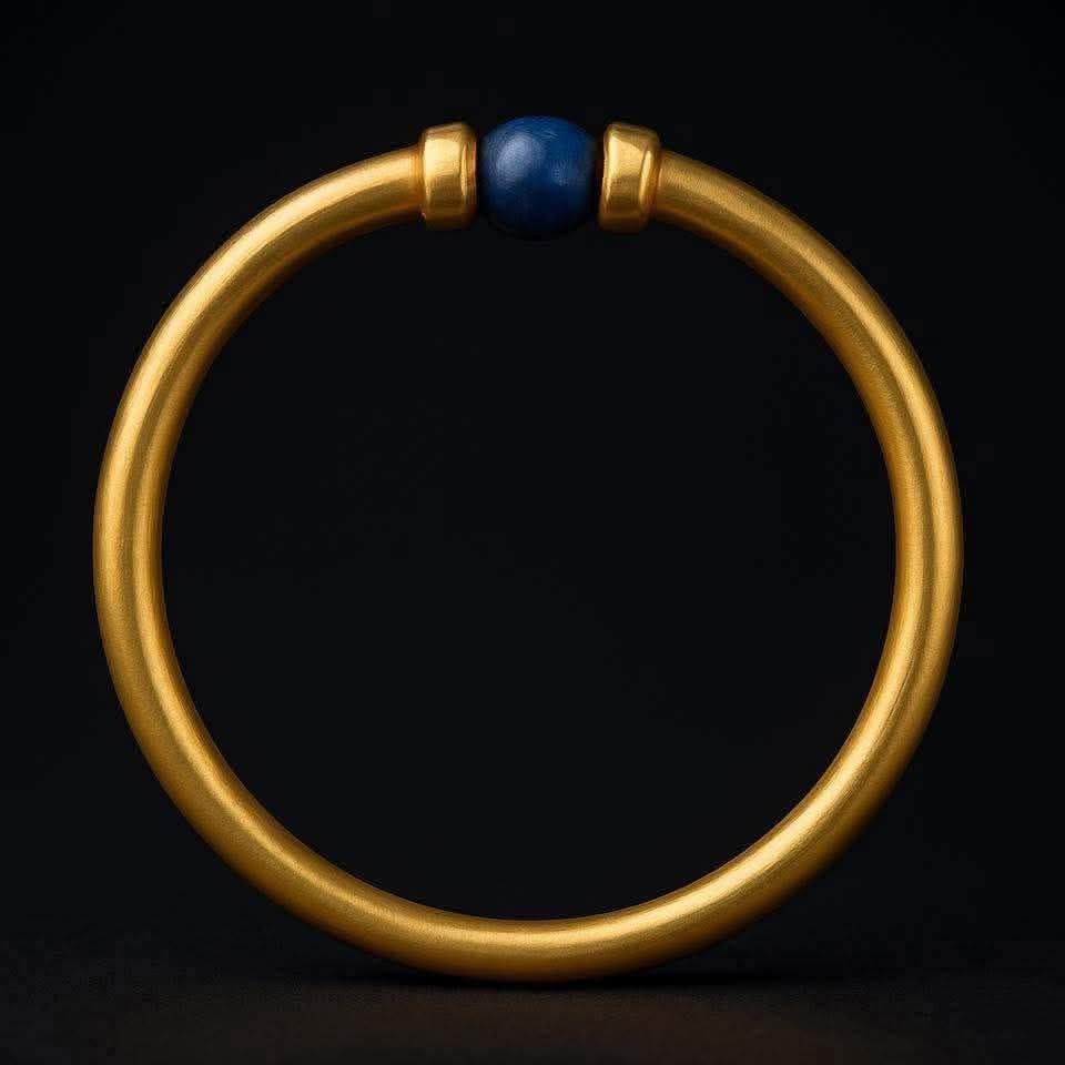 <strong>الإسورة المفقودة</strong>