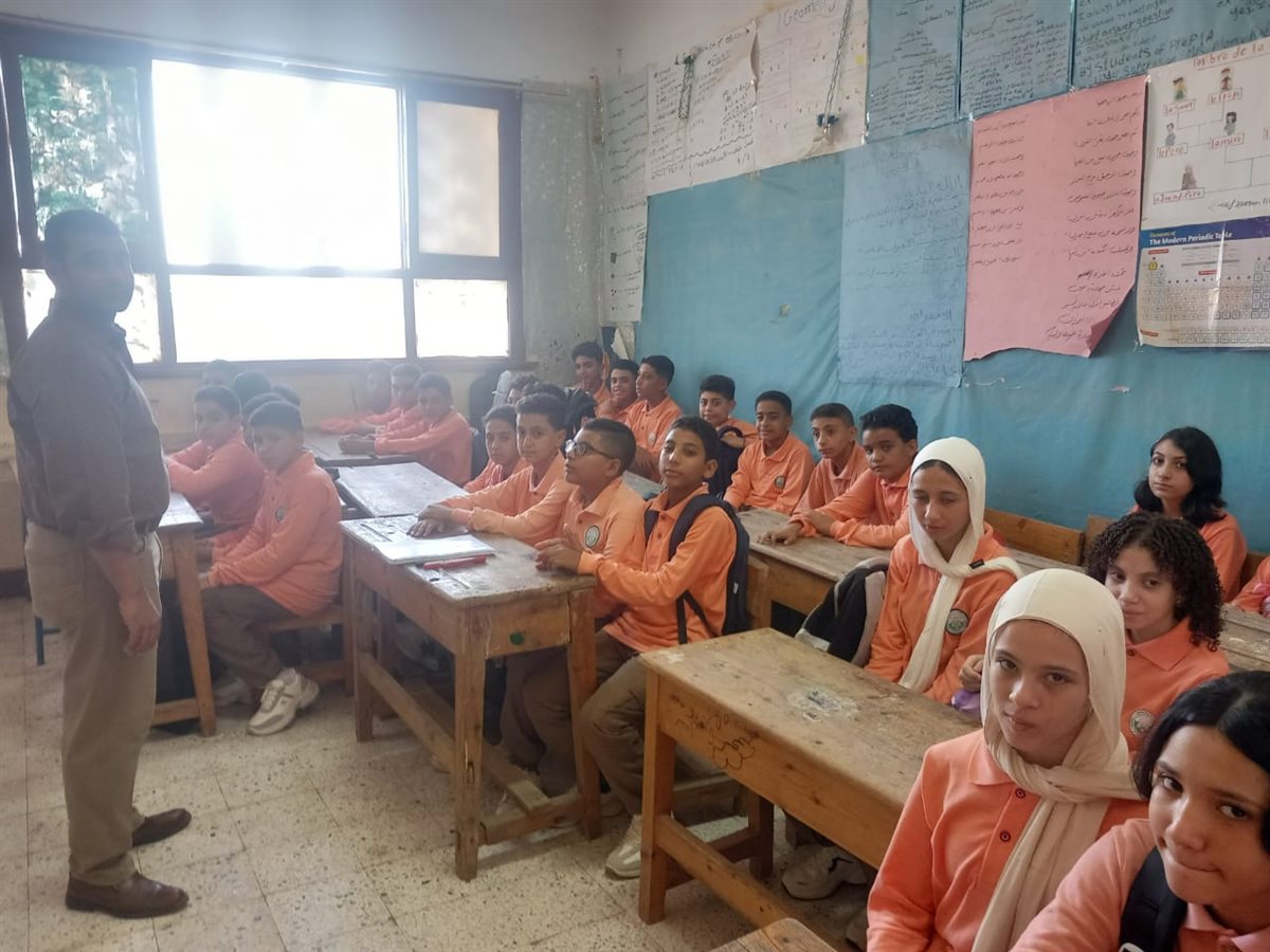 جولة ميدانية لوكيل مديرية التربية والتعليم بالفيوم في أول أيام الدراسة