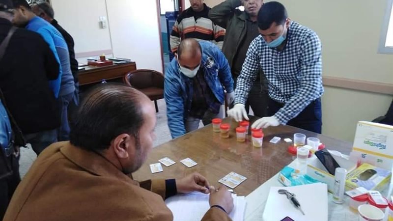 كيف  تتعامل مع سائقين المدرسة الذي يتعاطون المخدرات