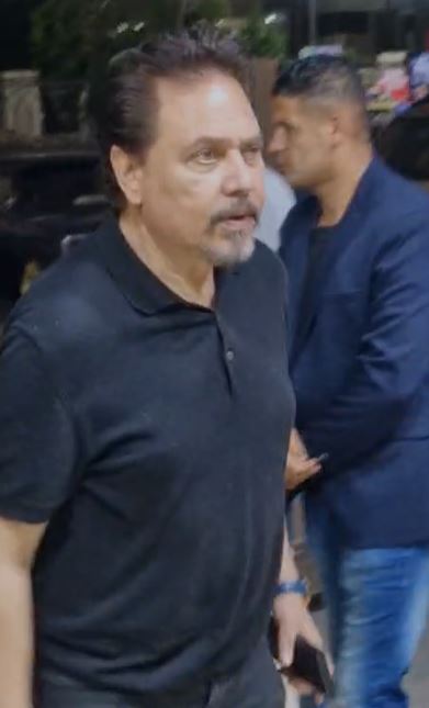 محمد رياض في عزاء شقيقة أحمد صيام