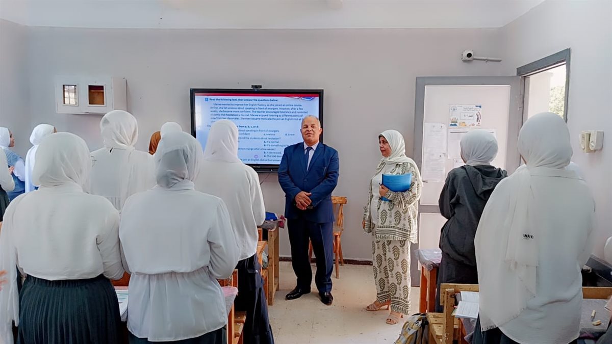 وكيل مديرية التربية والتعليم بالفيوم تتابع مدارس أبشواي التعليمية
