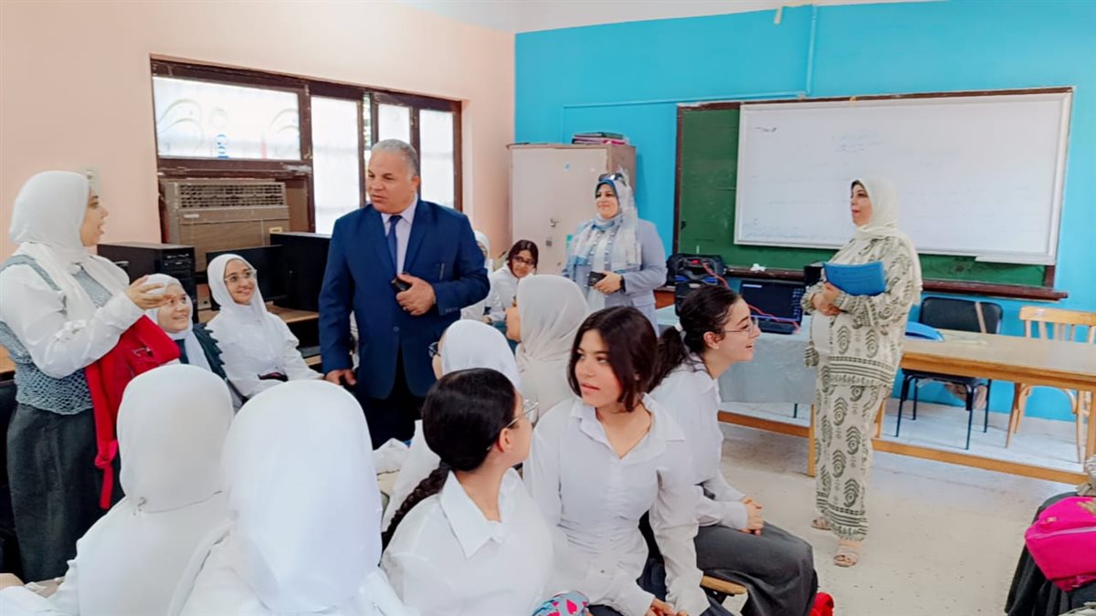 وكيل مديرية التربية والتعليم بالفيوم تتابع مدارس أبشواي التعليمية