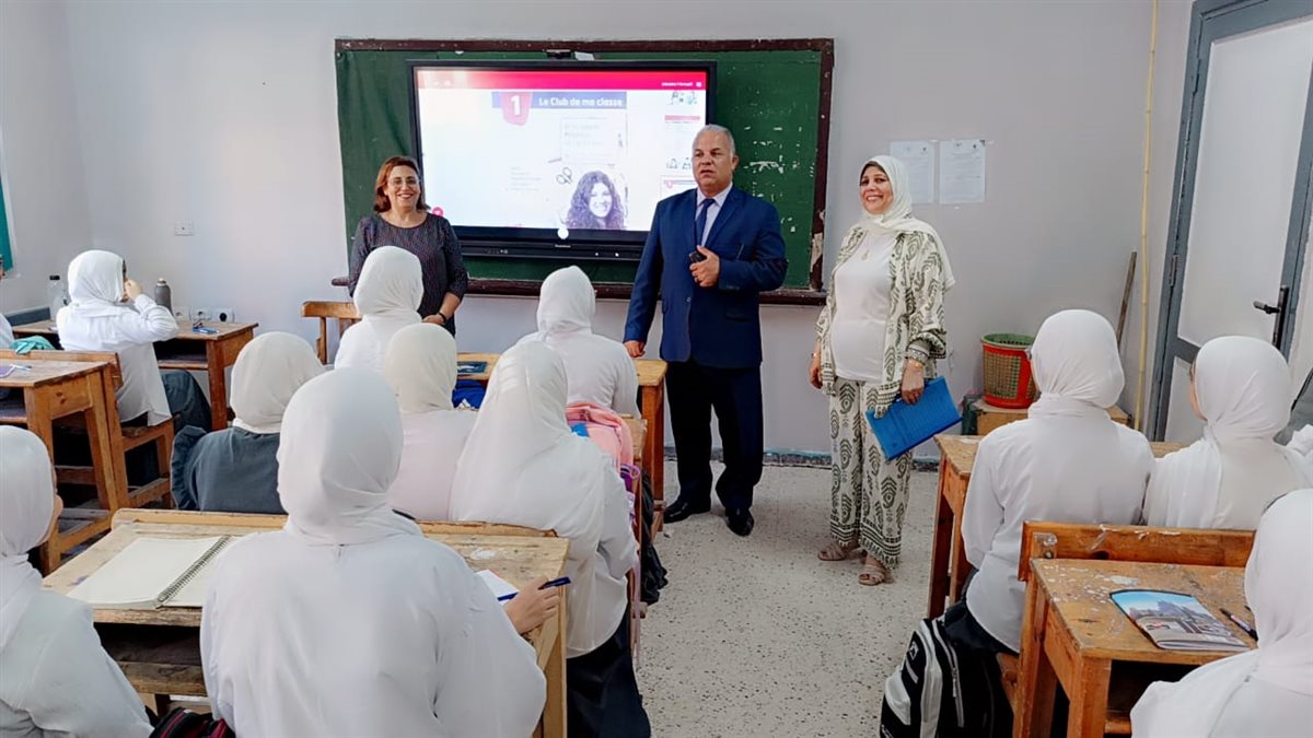 وكيل مديرية التربية والتعليم بالفيوم تتابع مدارس أبشواي التعليمية