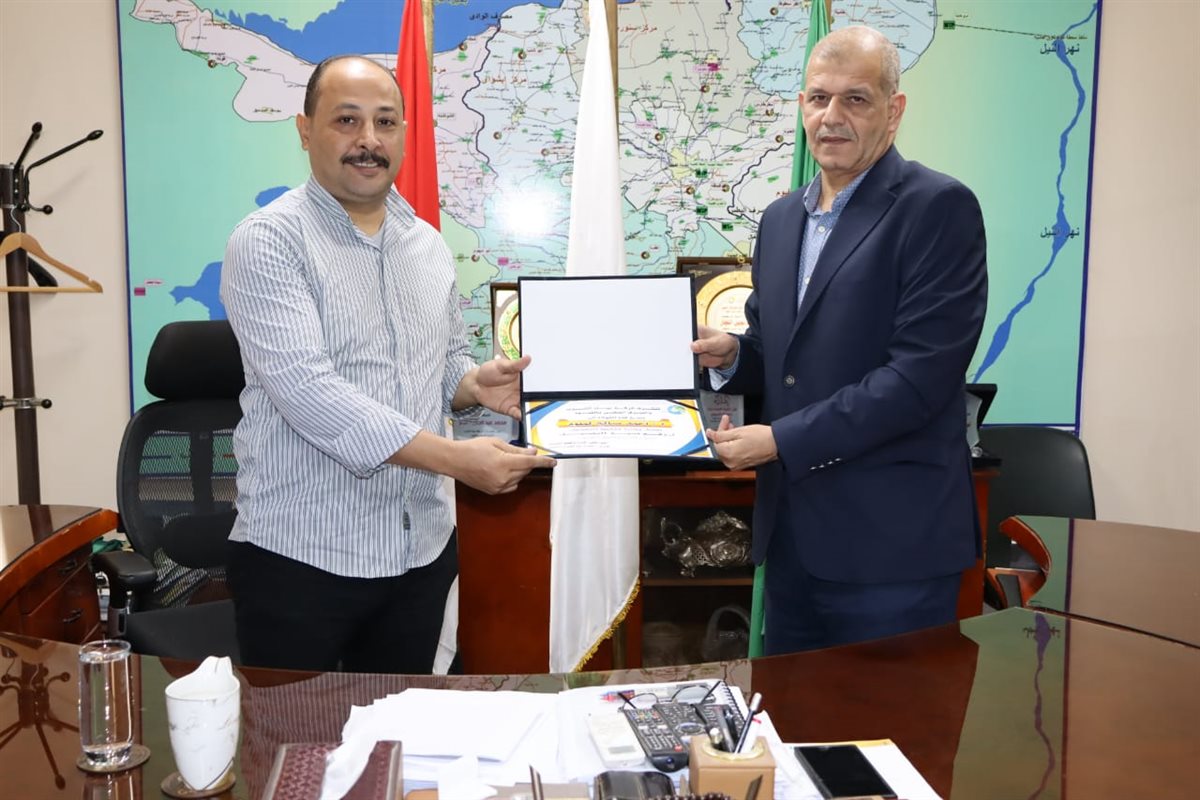 مياه الفيوم” تكرم المتميزين في إدارات التسويق والإنتاج والكهرباء