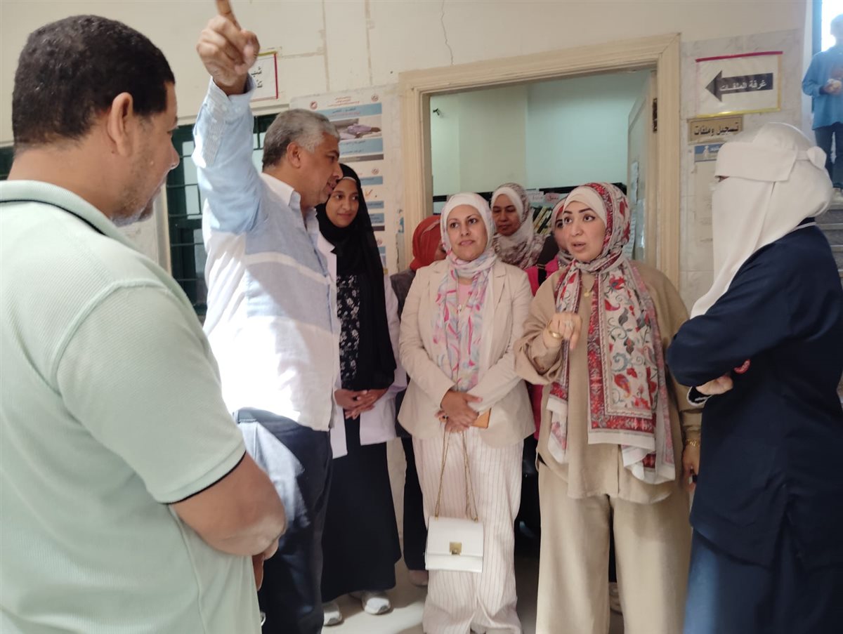 مرور مفاجئ لوكيل الصحة بالفيوم على بعض الوحدات الصحية ومستشفى ابشواي للاطمئنان على سير العمل