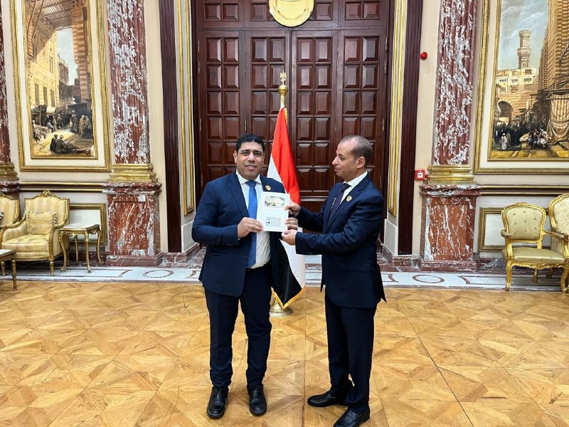 عادل زيدان