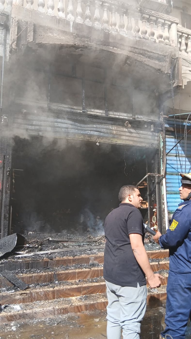 عاجل: تفحم محل اندلع به حريق بسبب ماس كهربائي بمركز ومدينة إطسا بالفيوم