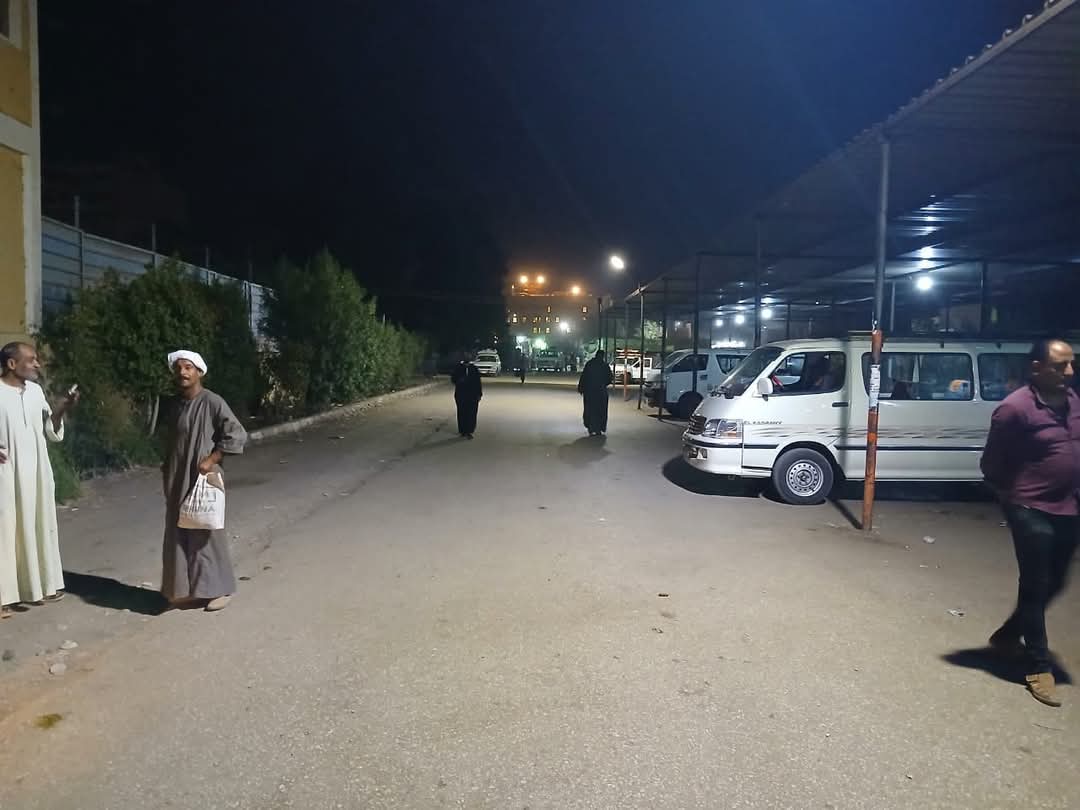مواطنون يشتكون من استغلال وجشع السائقين بـ قنا