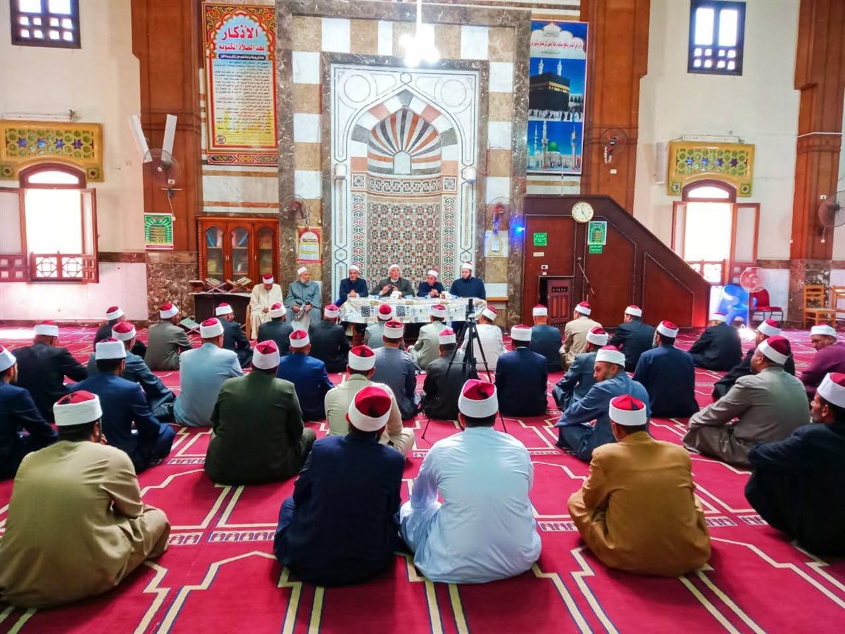 مدير أوقاف الفيوم للأئمة وقيادات الدعوة: تكثيف العمل الدعوي بالعزب والقرى
