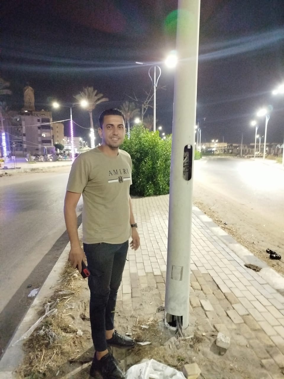 فني الكهرباء فادي فوزي 