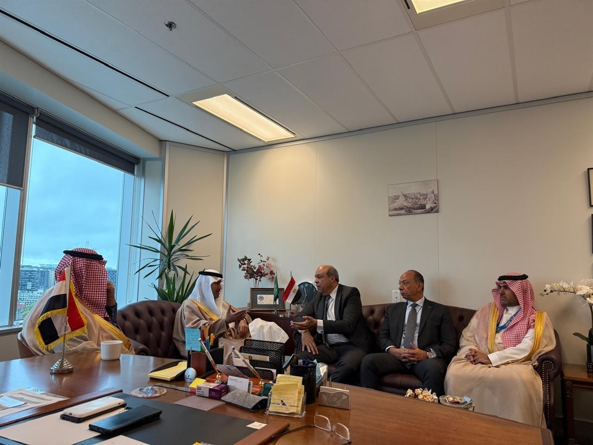 مصر والسعودية تبحثان سبل تعزيز التعاون في مجال الطيران المدني 