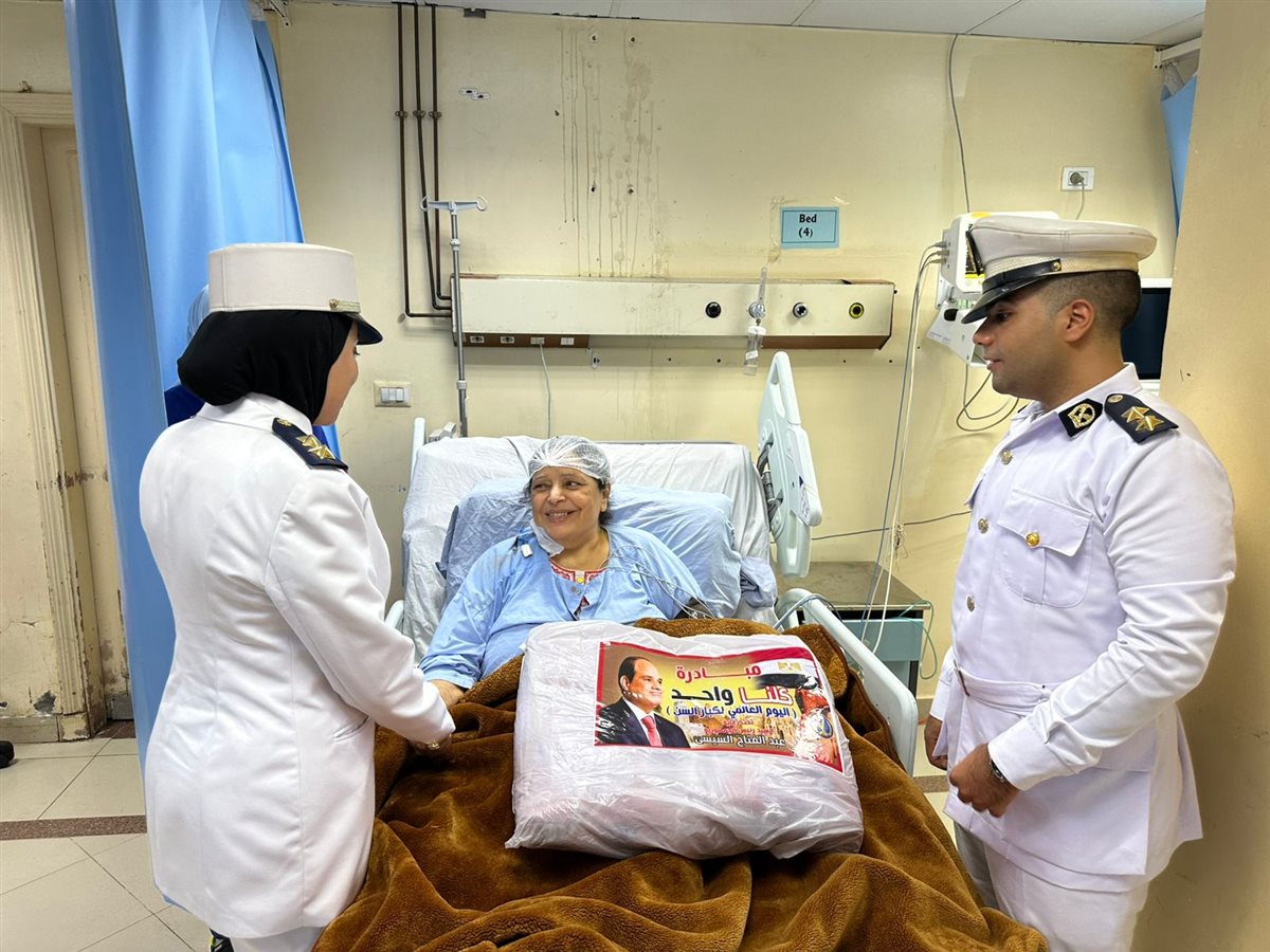 مديرية أمن الفيوم تزور دور المسنين والمستشفيات ضمن مبادرة