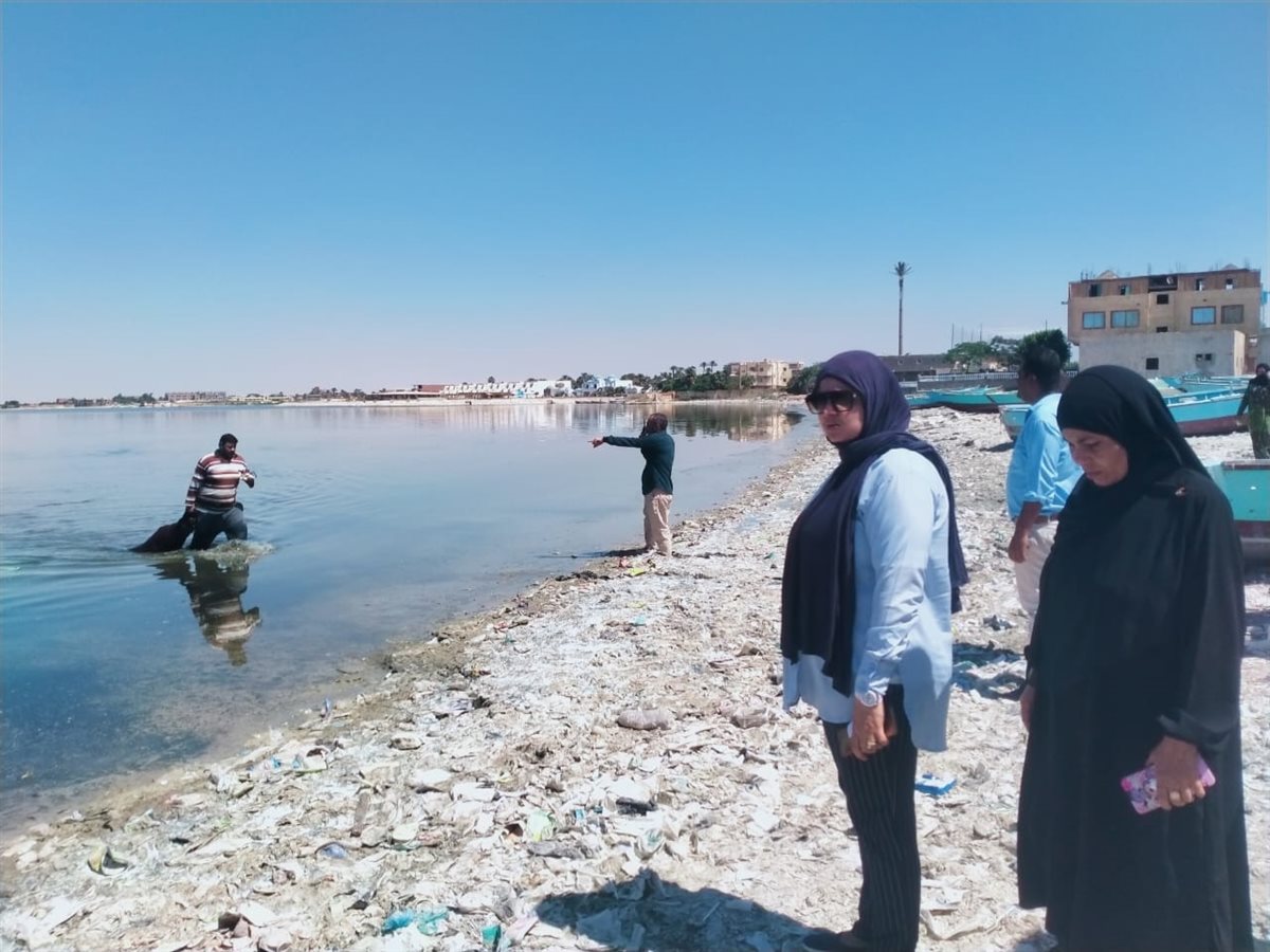 السكرتير العام والمساعد ورئيس مركز ابشواى بجولة ميدانية لمتابعة حظر الصيد الجائر ببحيرة قارون