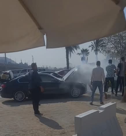 <strong>حريق سيارة الإعلامي أحمد شوبير </strong>