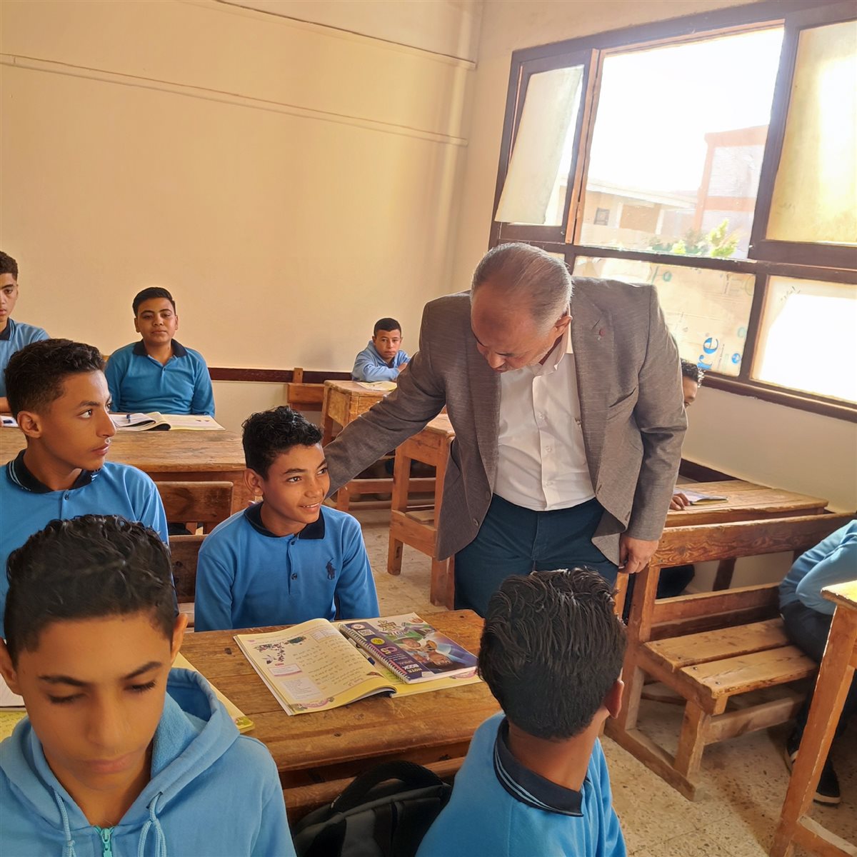 مدير عام إدارة أبشواي التعليمية يتفقد مدارس قطاع أبو جنشو وأبشواي  