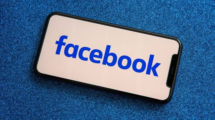 برنامج Facebook Protect