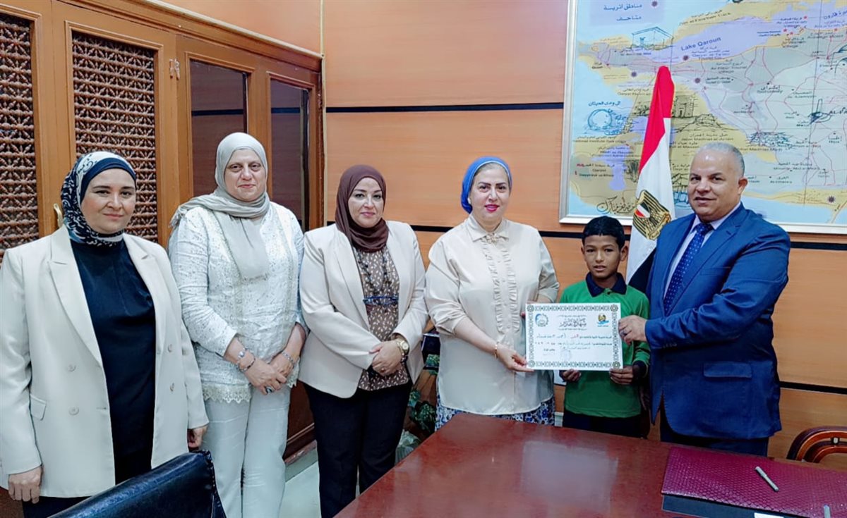 طالب التعليم المجتمعي بالفيوم أحمد جمعة يتوج عالمياً بمسابقة ألبرتو كوتو للرياضيات الذهنية