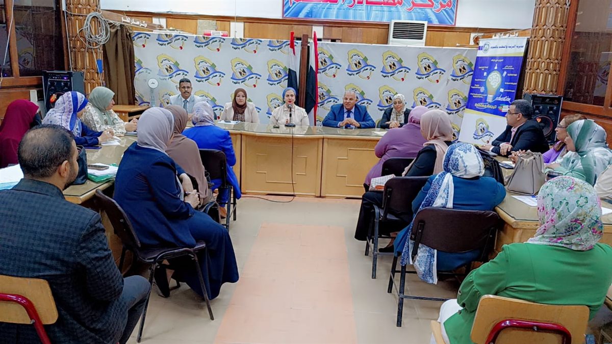 قبيصي:أجتماع موسع مع مسئولى التعليم المجتمعي والمشاركة المجتمعية وفريق مكافحة التسرب التعليمي